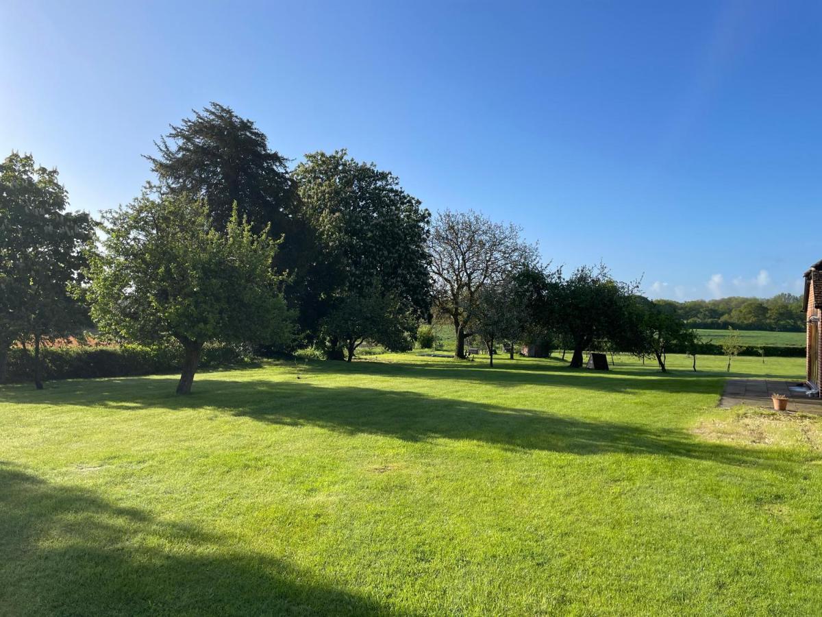 Little Park Farm Queen Anne Farmhouse & Apartments Stratfield Mortimer Εξωτερικό φωτογραφία