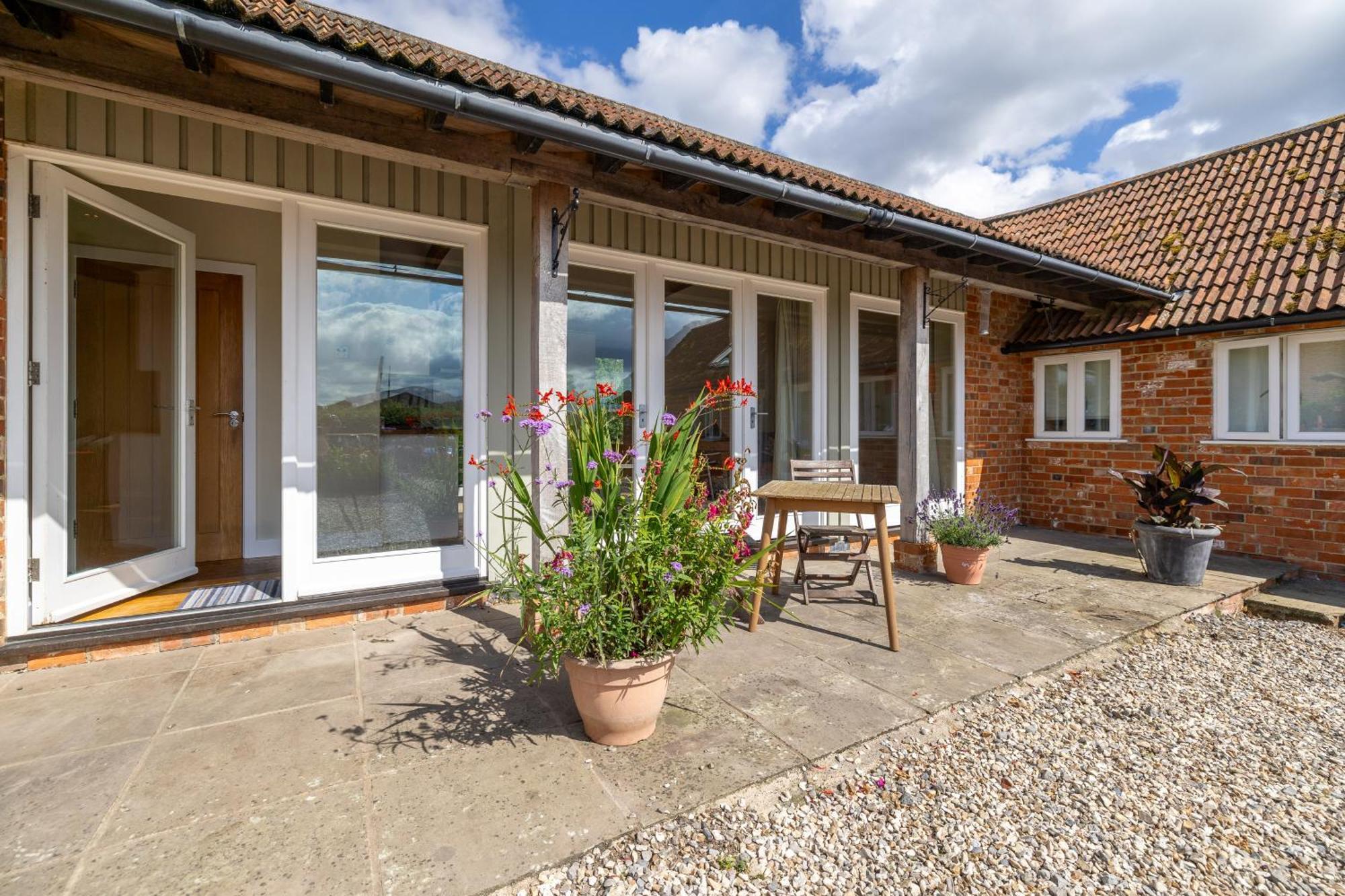 Little Park Farm Queen Anne Farmhouse & Apartments Stratfield Mortimer Εξωτερικό φωτογραφία